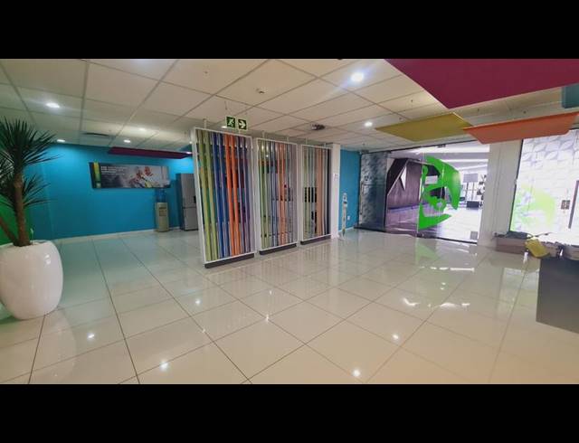 BUSINESS PROPERTY TO RENT IN MENLYN